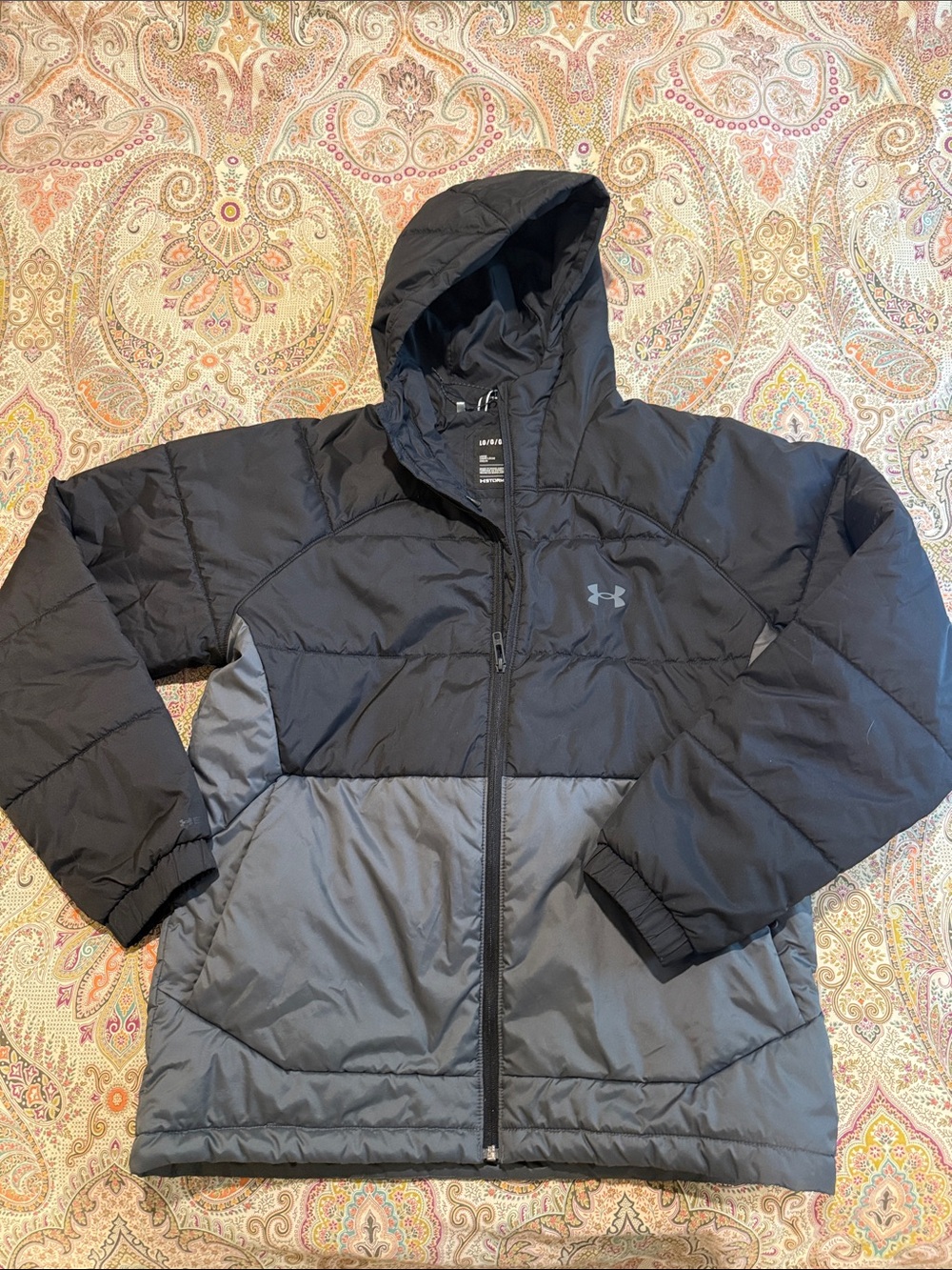 Under Armour Black and Gray Hooded Puffer Jacket brand new no tags